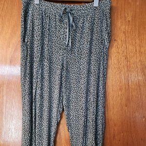 Gap Body True Sleep Modal Jogger Jammies Green Leopard Medium